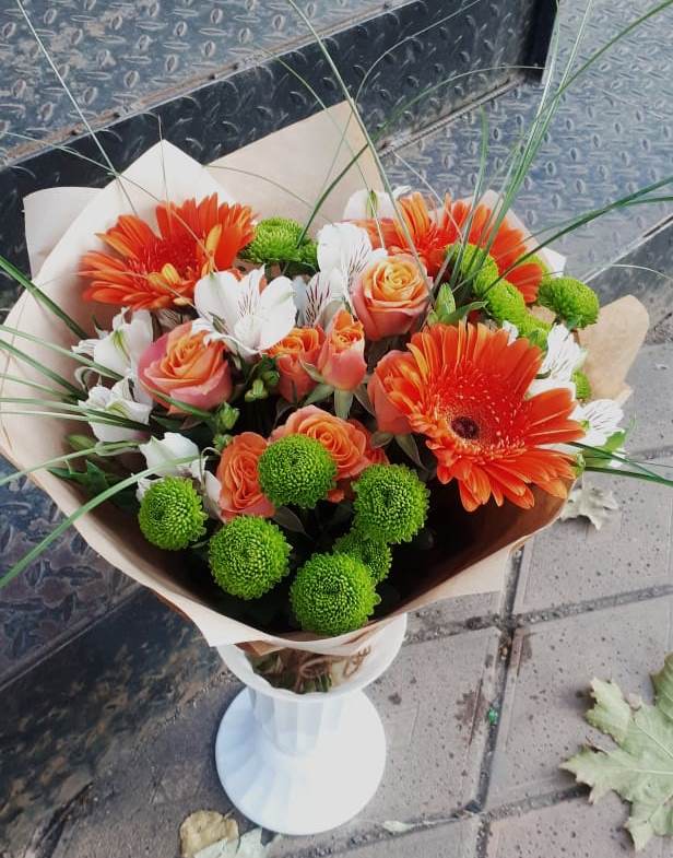 Букет цветов из: Герберы, Хризантемы, Альстромерии и Розы в Бородыновке