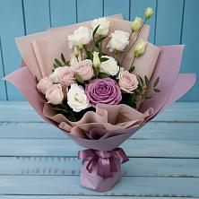 Букет цветов из:  Розы и Лизиантусы в Бородыновке