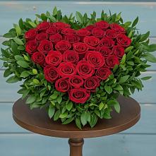 Цветочная композиция из Розы в виде сердца #REPLACE_PRED# Бородыновке