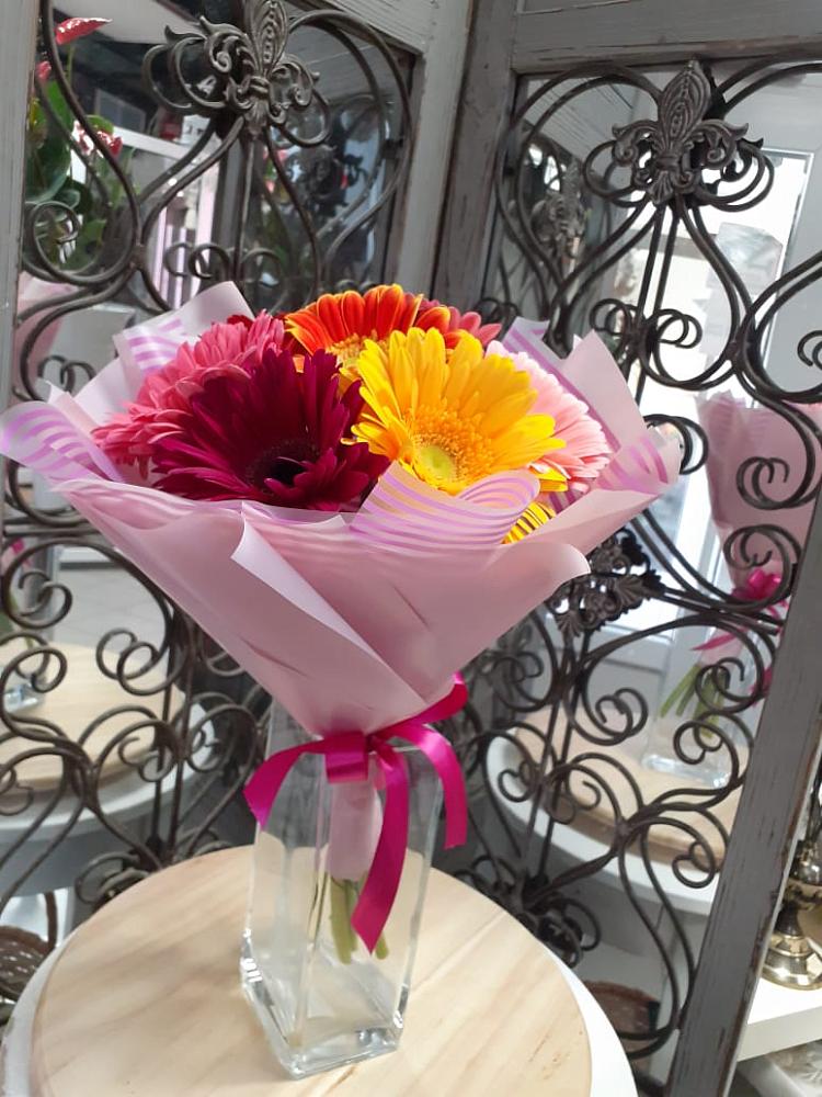 Букет цветов из: Герберы в Бородыновке