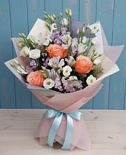Букет цветов из:  Лизиантусы, Розы, Альстромерии и Гипсофила в Бородыновке