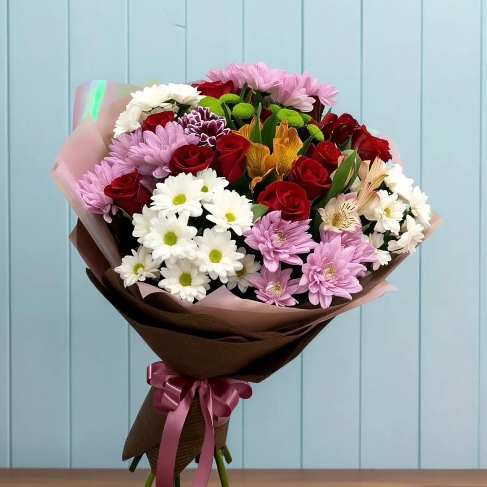 Букет цветов из: Розы, Хризантемы и Альстромерии в Бородыновке