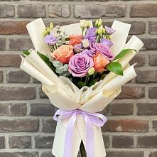 Букет цветов из:  Лизиантусы и Розы #REPLACE_PRED# Бородыновке