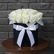 Цветочная композиция из Розы в шляпной коробке #REPLACE_PRED# Бородыновке