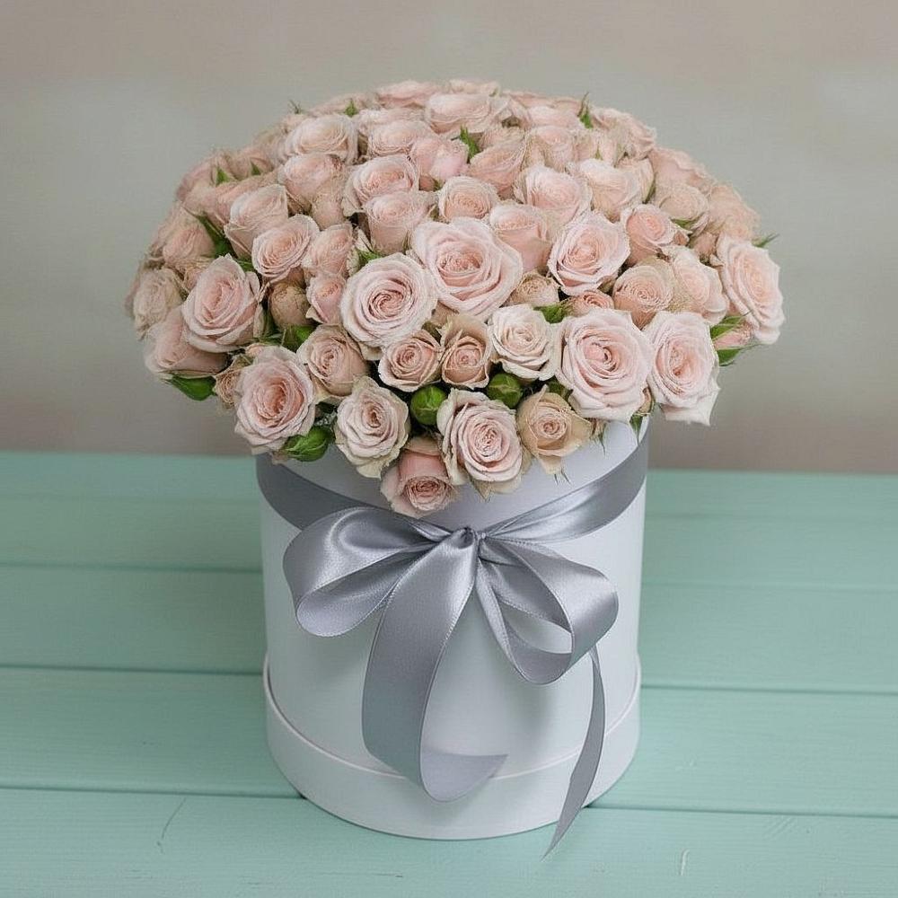 Цветочная композиция из Розы в шляпной коробке в Бородыновке